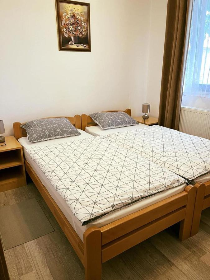 Turul -Kuca Za Odmor- Apartamento Korod Exterior foto