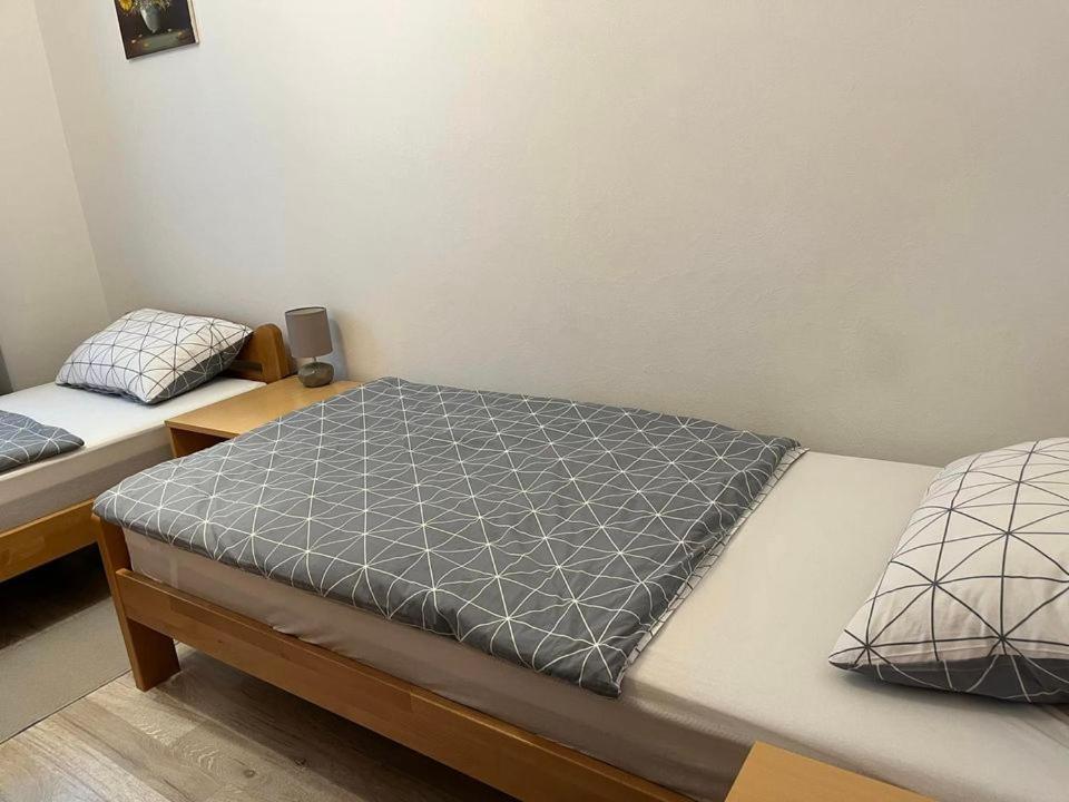 Turul -Kuca Za Odmor- Apartamento Korod Exterior foto