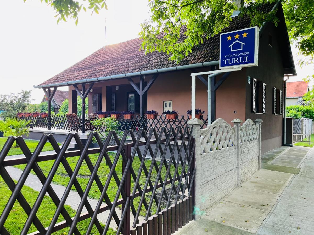 Turul -Kuca Za Odmor- Apartamento Korod Exterior foto